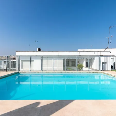 Apartment Edomus Castilla 120 *